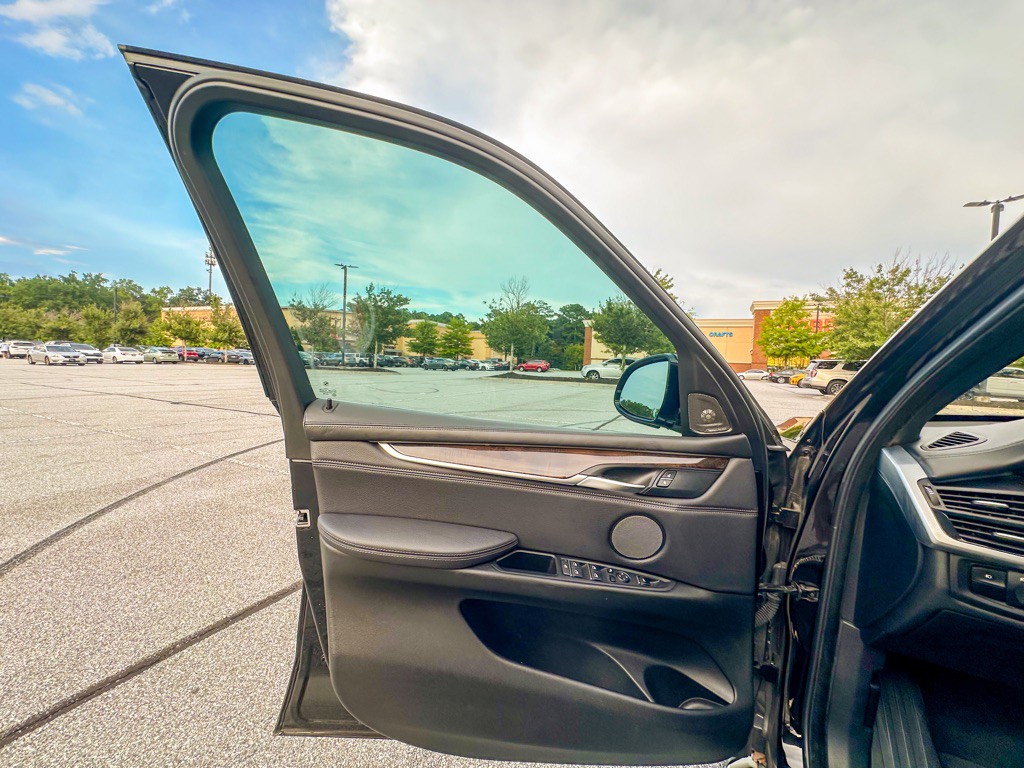 2017 BMW X5 Image 15