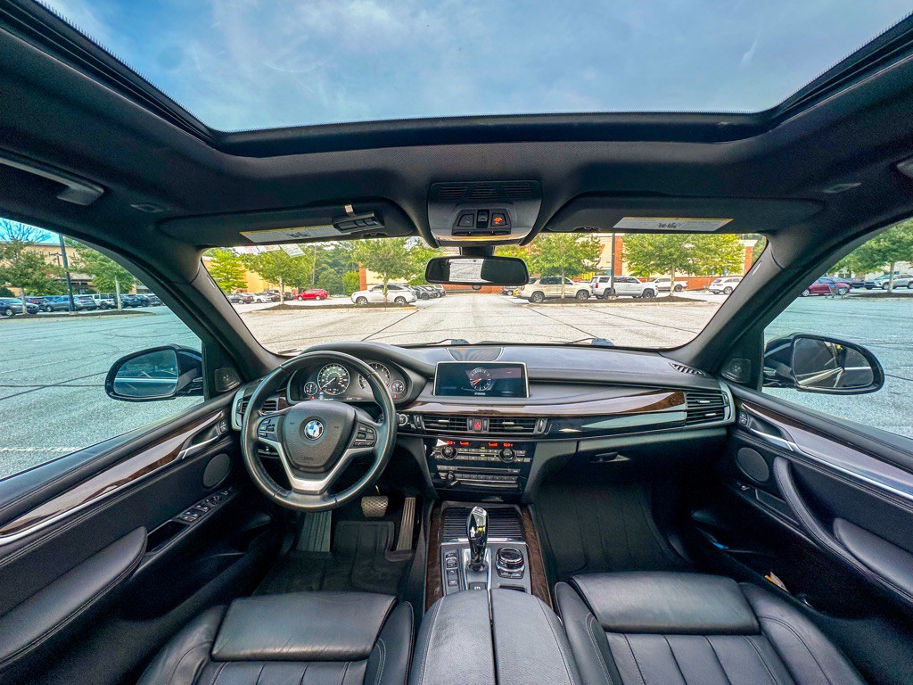 2017 BMW X5 Image 19