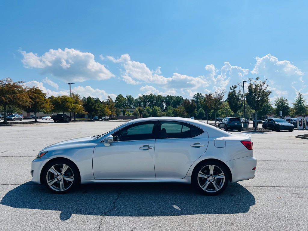 2011 Lexus IS 250 Image 8