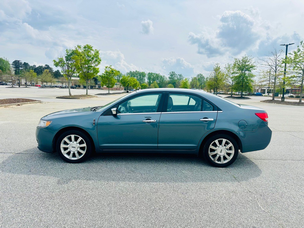 2011 Lincoln MKZ Image 8