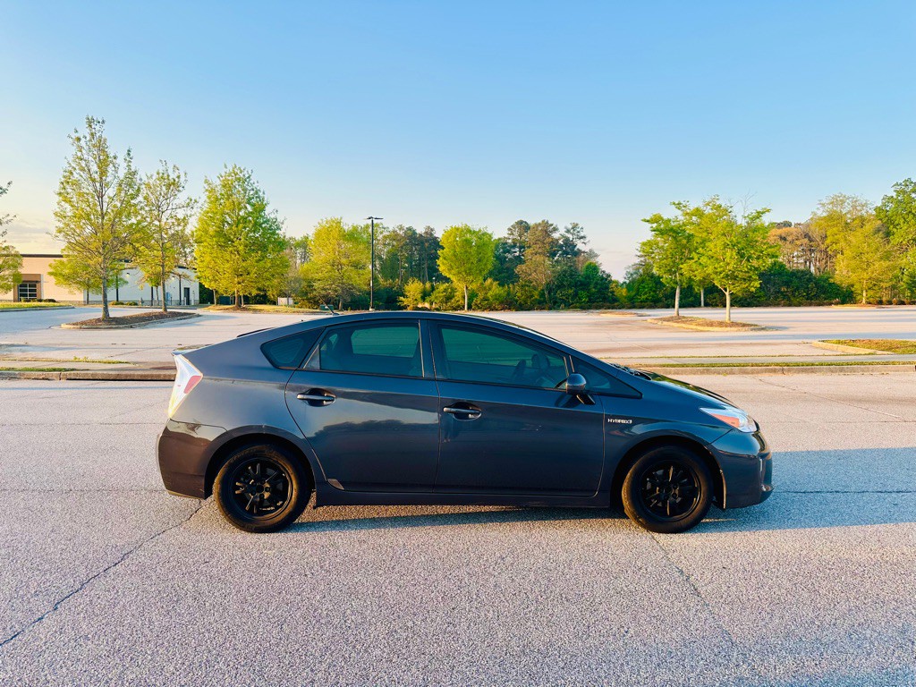 2012 Toyota Prius Image 4