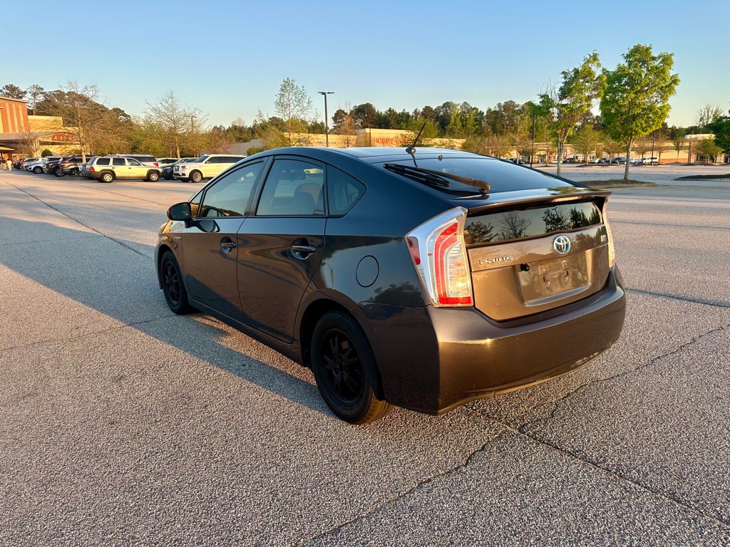 2012 Toyota Prius Image 7