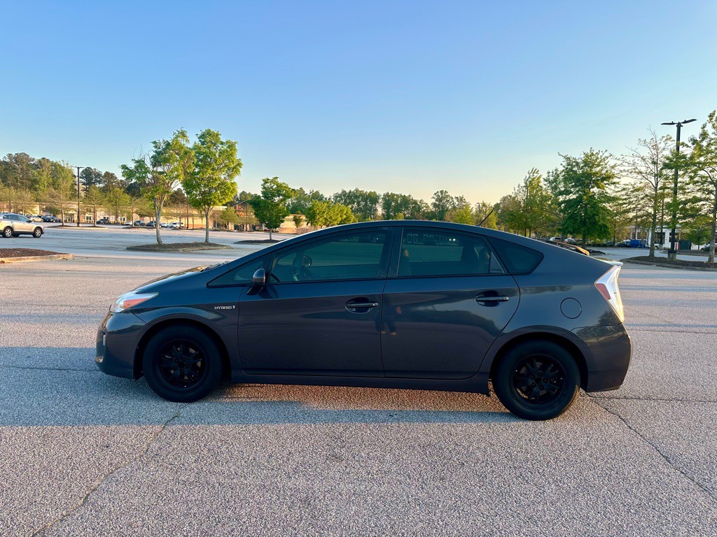 2012 Toyota Prius Image 8