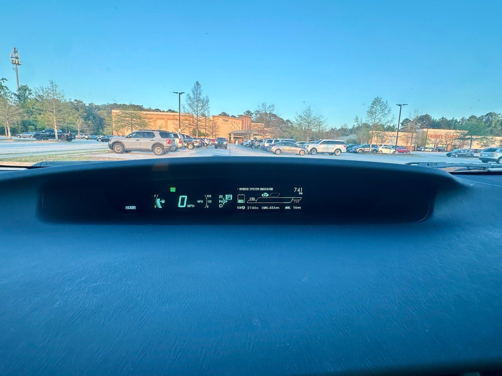 2012 Toyota Prius Image 21