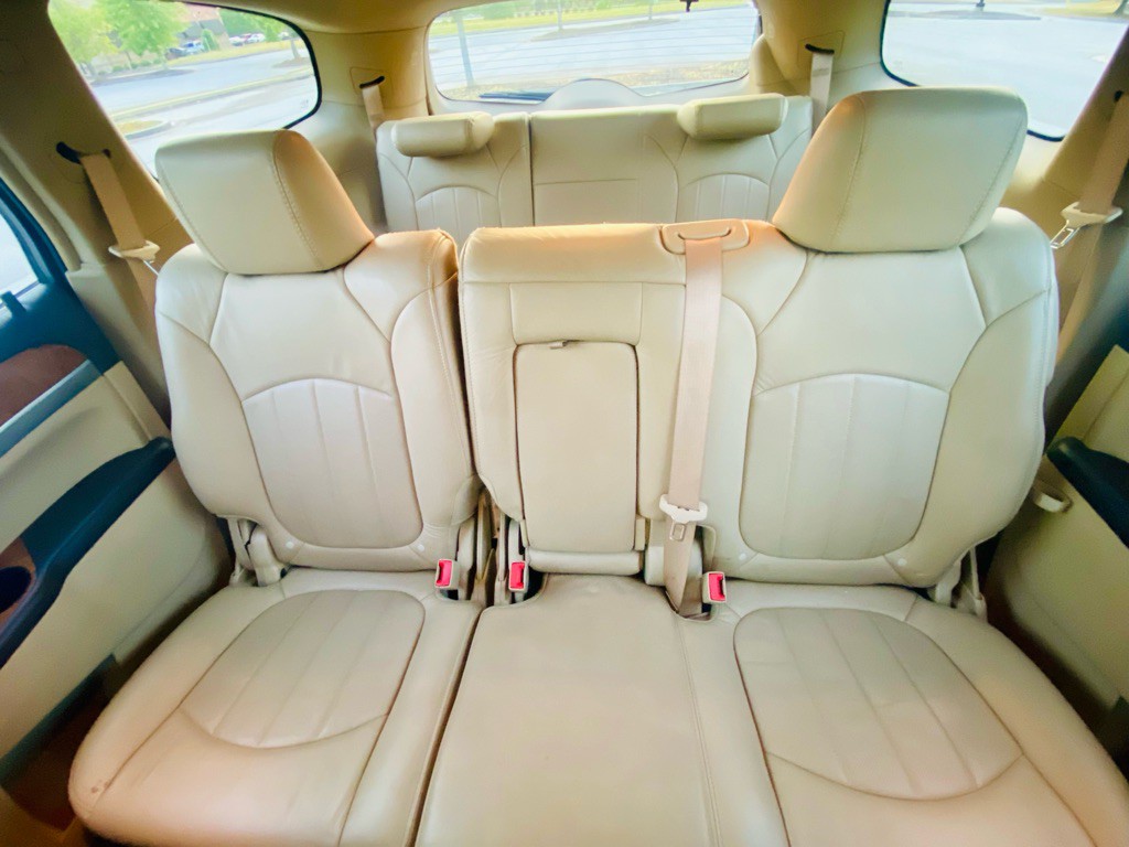 2010 Buick Enclave Image 21