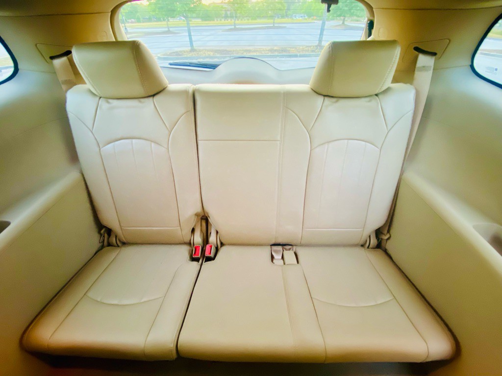 2010 Buick Enclave Image 22