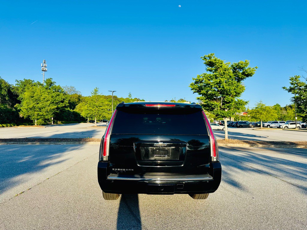 2015 Chevrolet Suburban Image 6