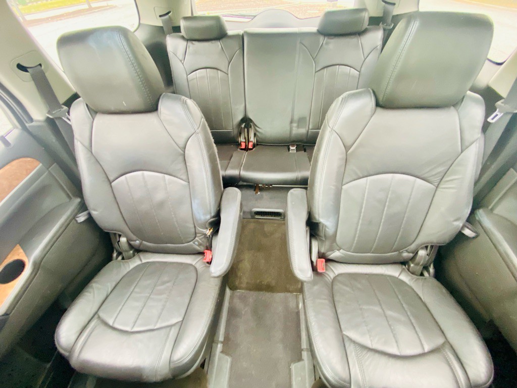 2011 Buick Enclave Image 13