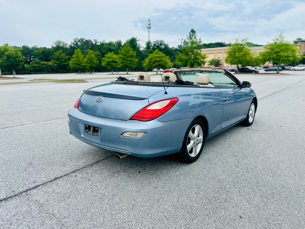 2007 Toyota Camry Image 6