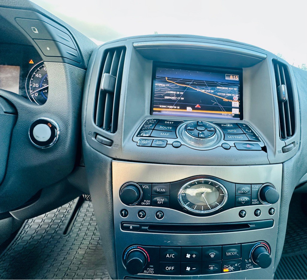 2012 INFINITI G37 Image 20