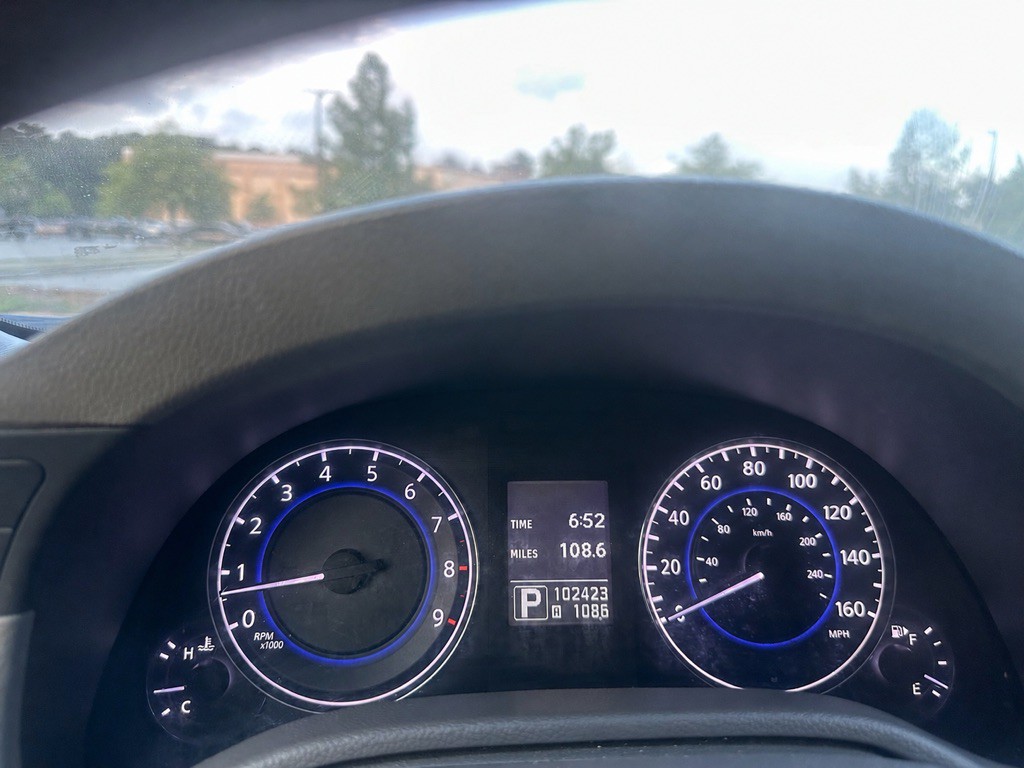 2012 INFINITI G37 Image 22