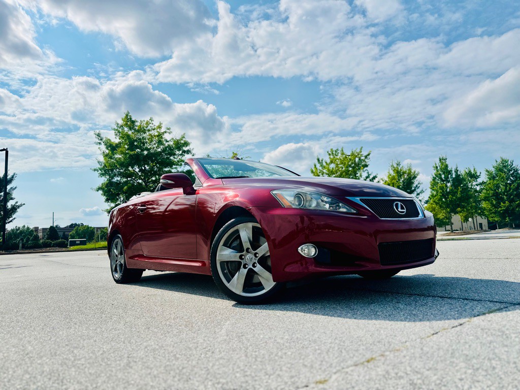 2010 Lexus IS Image 2