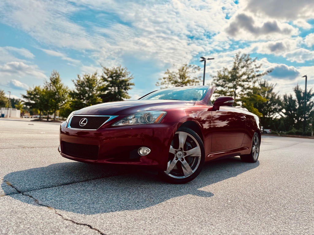 2010 Lexus IS Image 3