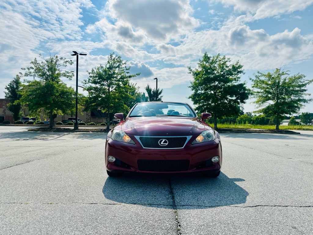 2010 Lexus IS Image 5
