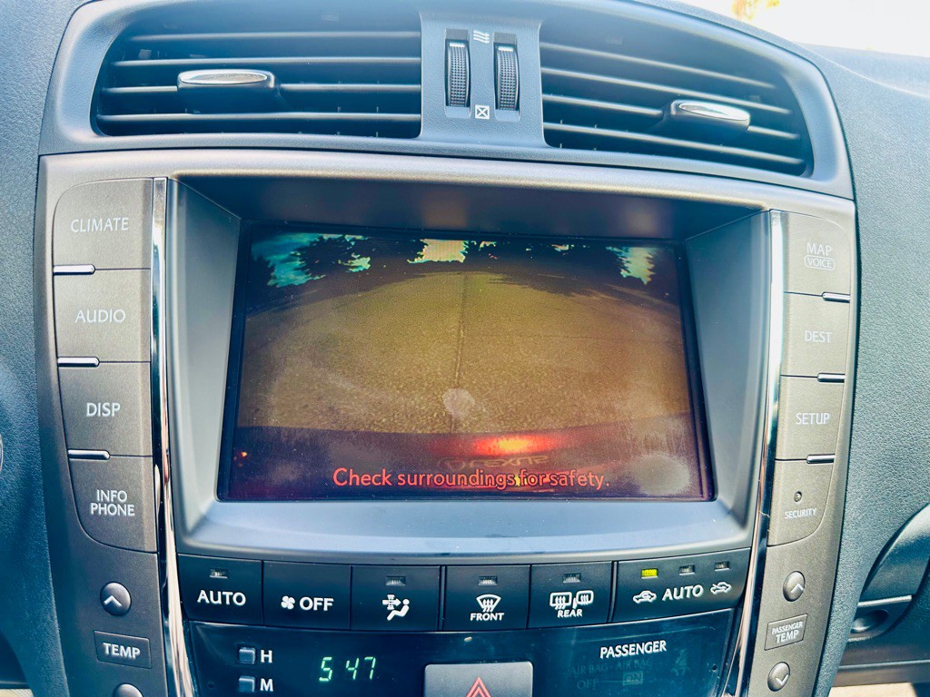 2010 Lexus IS Image 26