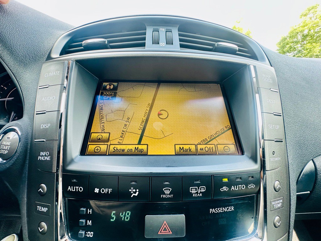 2010 Lexus IS Image 28