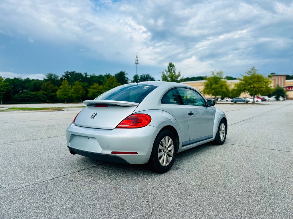 2014 Volkswagen Beetle Image 7