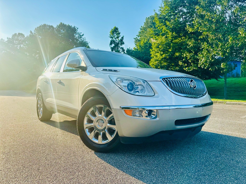 2012 Buick Enclave Image 2