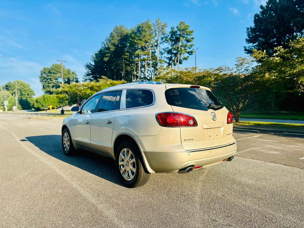 2012 Buick Enclave Image 9