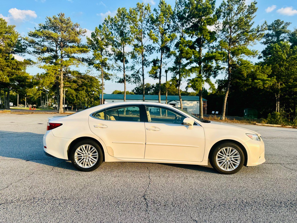 2014 Lexus ES 350 Image 4