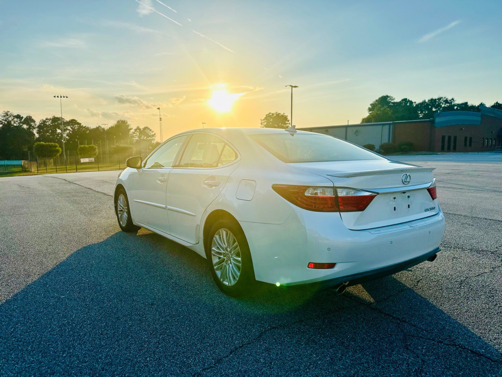 2014 Lexus ES 350 Image 7