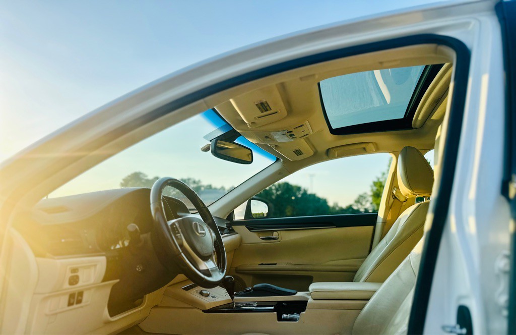 2014 Lexus ES 350 Image 10