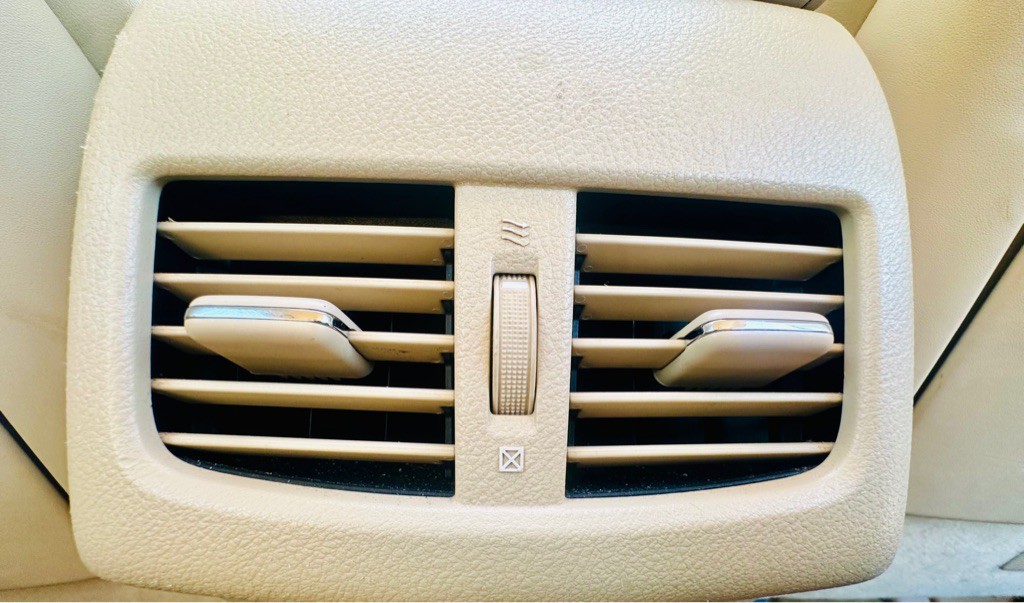 2014 Lexus ES 350 Image 20