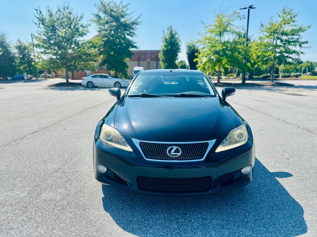 2011 Lexus IS Image 21
