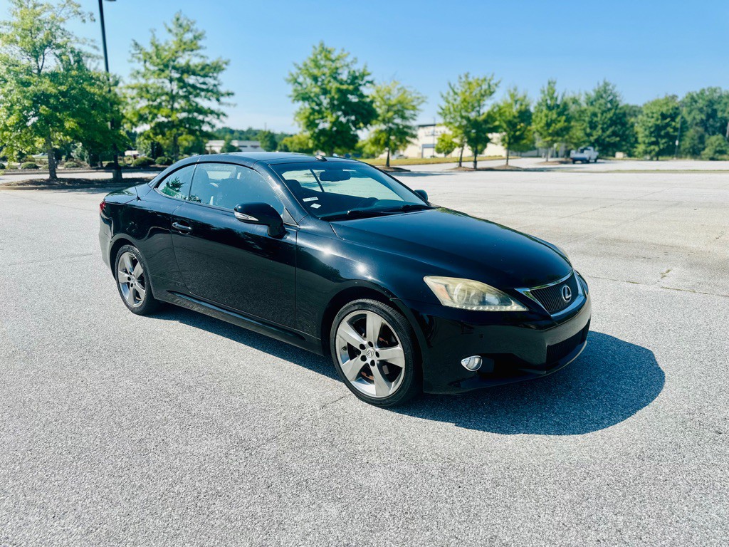2011 Lexus IS Image 22