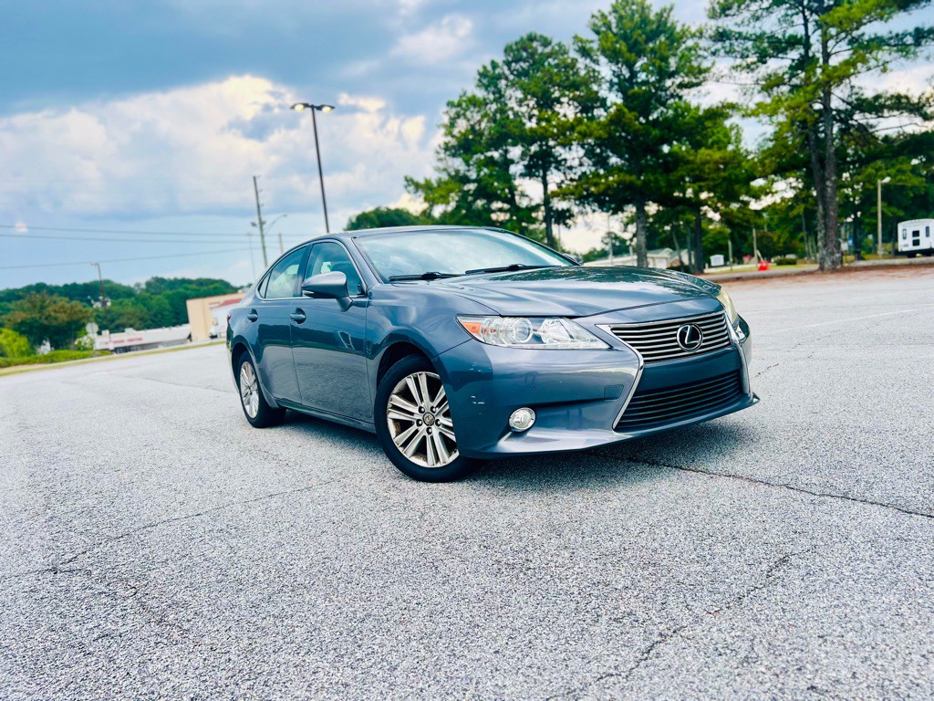 2014 Lexus ES 350 Image 2