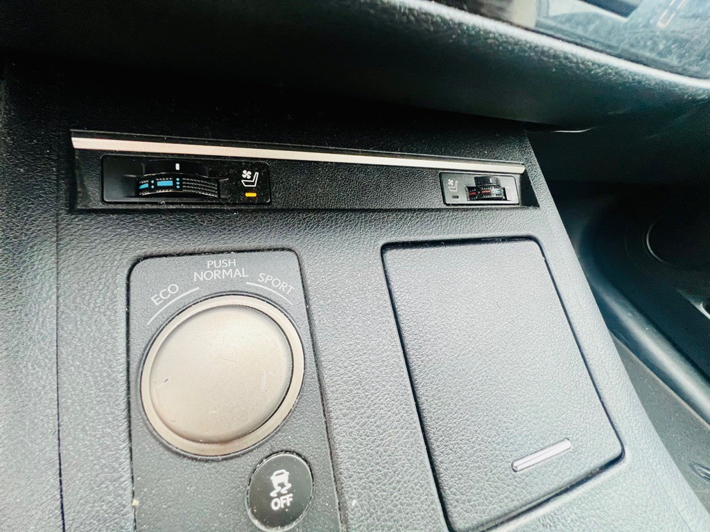 2014 Lexus ES 350 Image 16