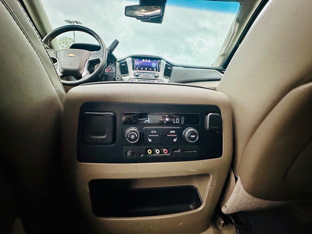 2015 Chevrolet Tahoe Image 22