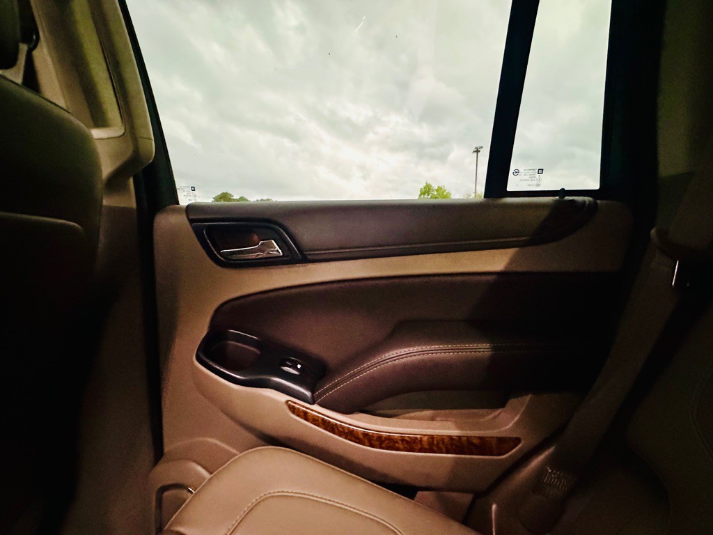 2015 Chevrolet Tahoe Image 26