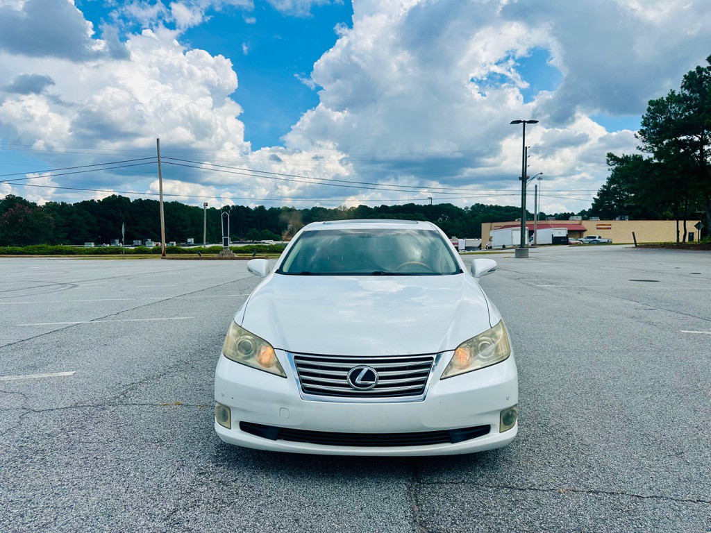 2010 Lexus ES 350 Image 2
