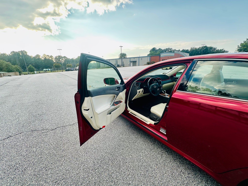 2009 Lexus IS 250 Image 9