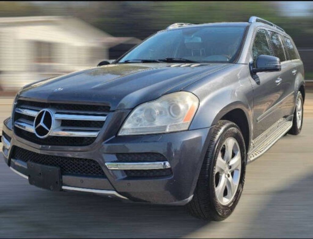 2012 Mercedes-Benz GL-Class Image 10