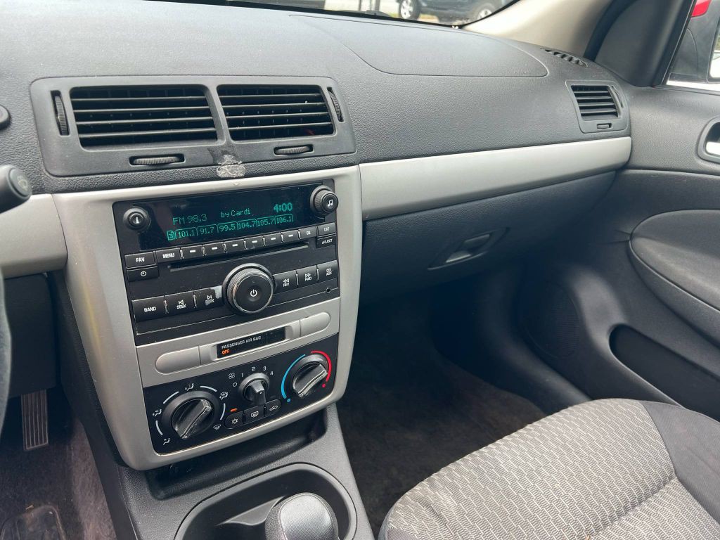 2010 Chevrolet Cobalt Image 5