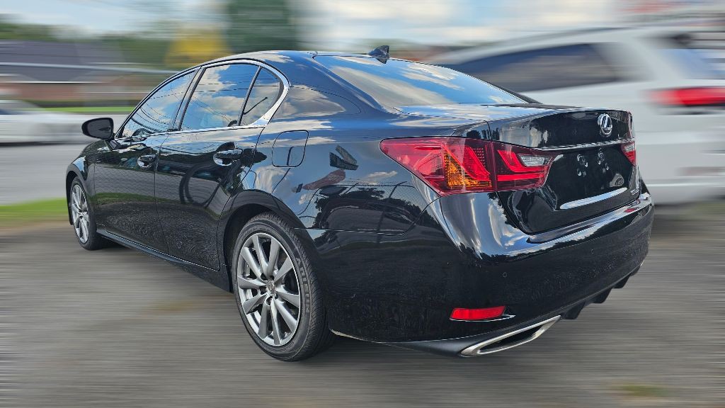 2015 Lexus GS Image 3
