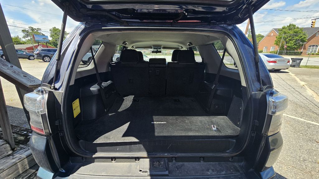 2014 Toyota 4Runner Image 8