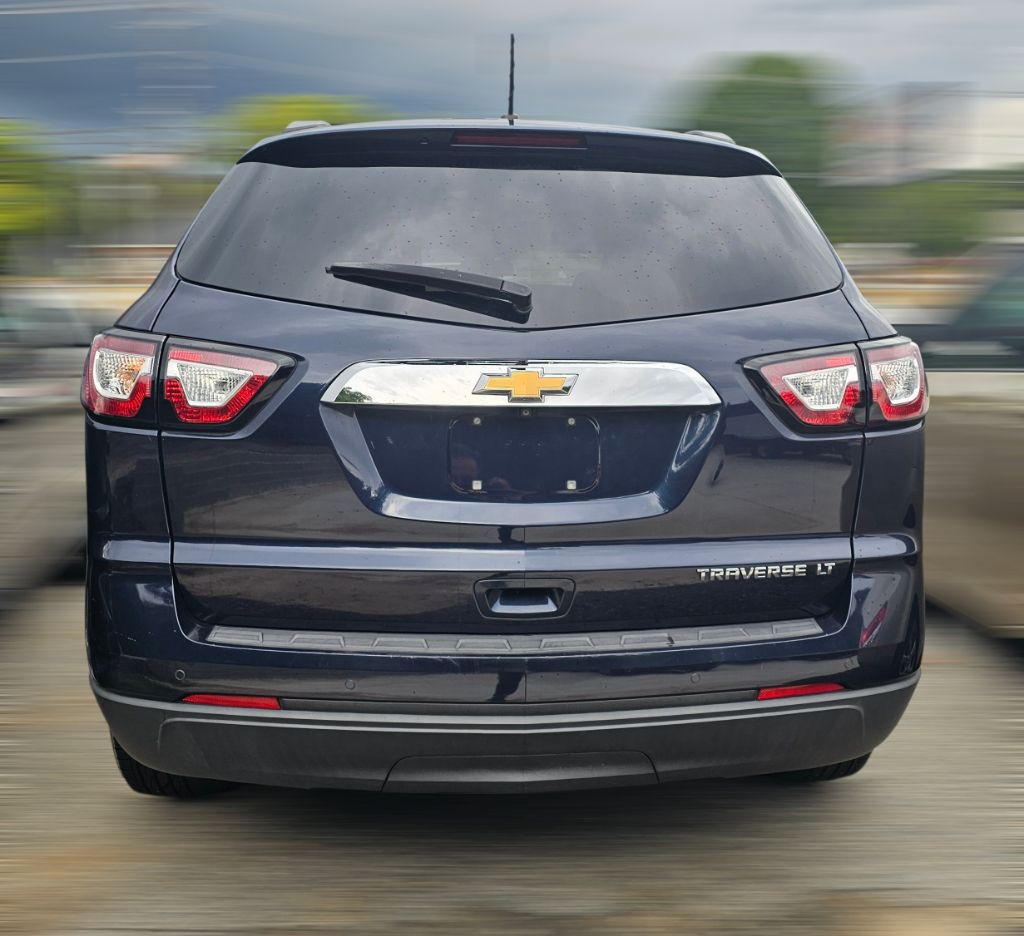 2015 Chevrolet Traverse Image 3