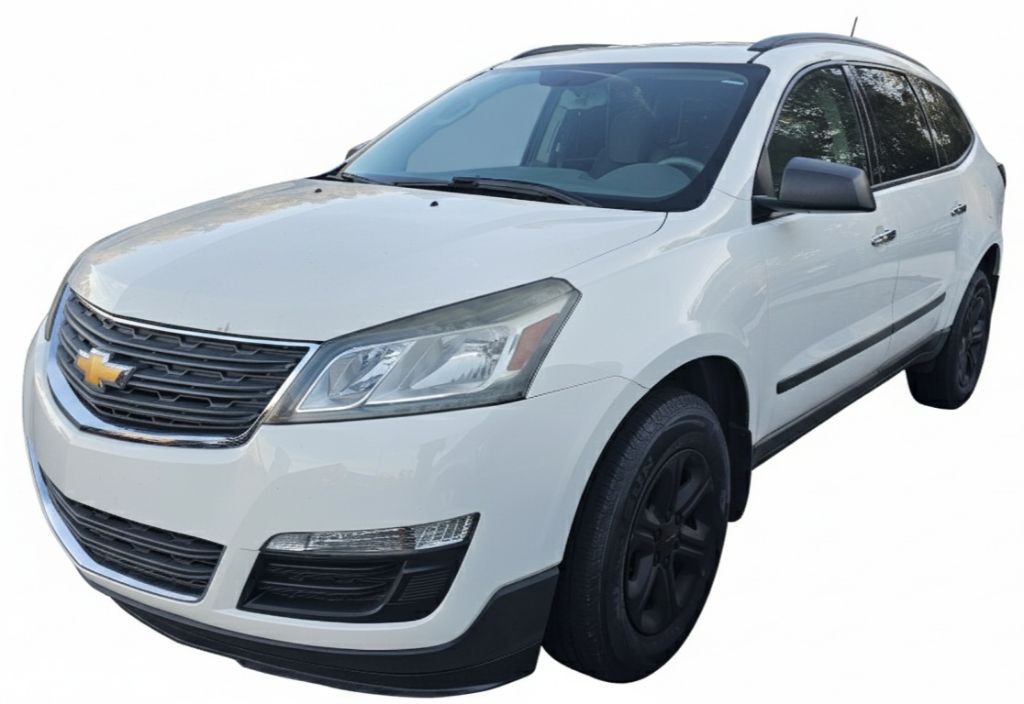 2014 Chevrolet Traverse Image 2