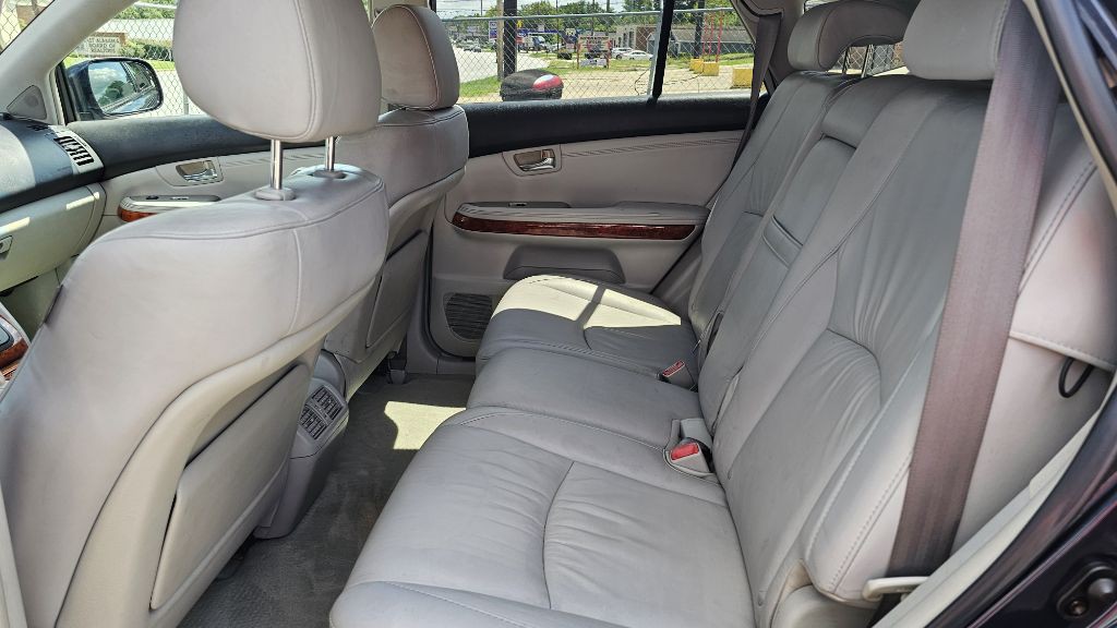 2005 Lexus RX Image 7