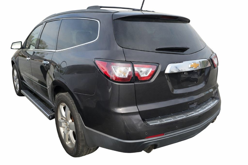 2017 Chevrolet Traverse Image 3