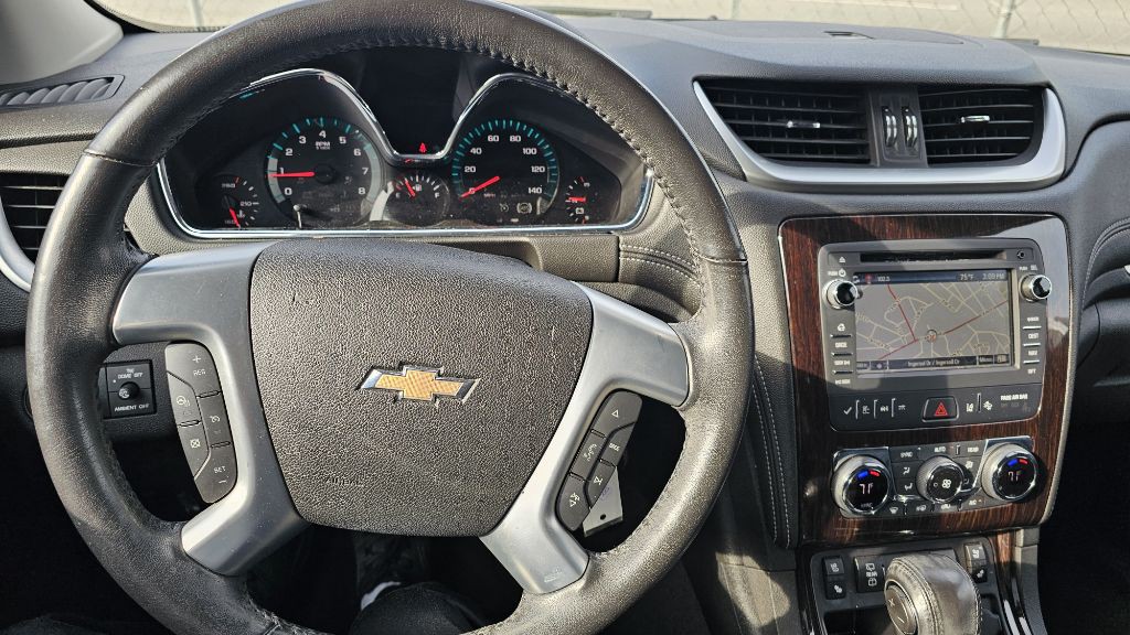 2017 Chevrolet Traverse Image 4