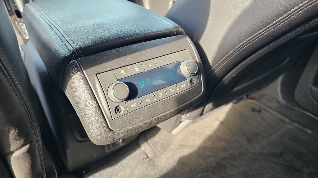 2017 Chevrolet Traverse Image 11