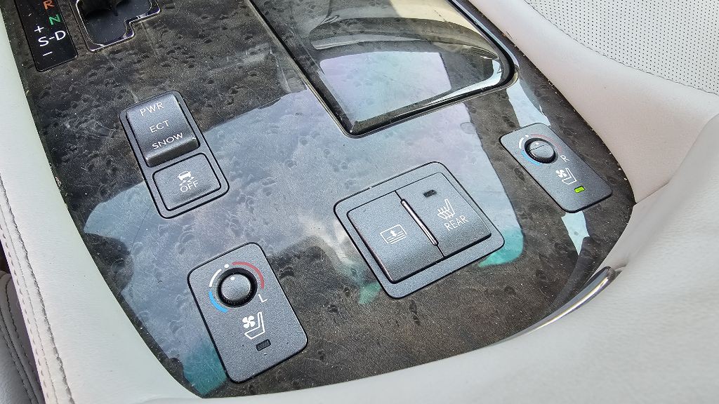 2008 Lexus LS Image 10