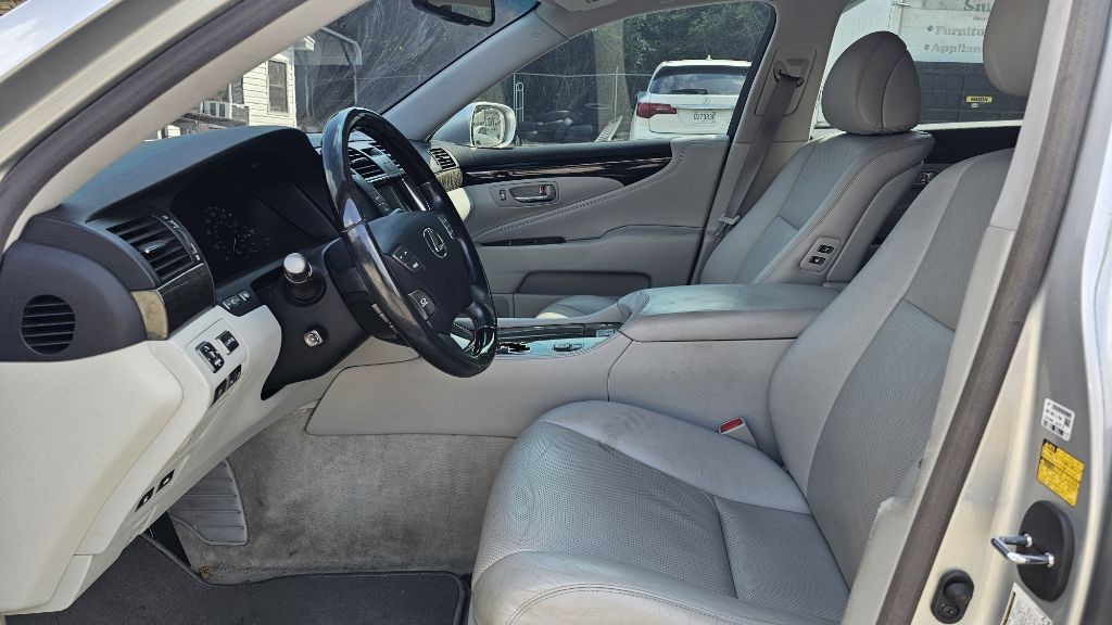 2008 Lexus LS Image 14
