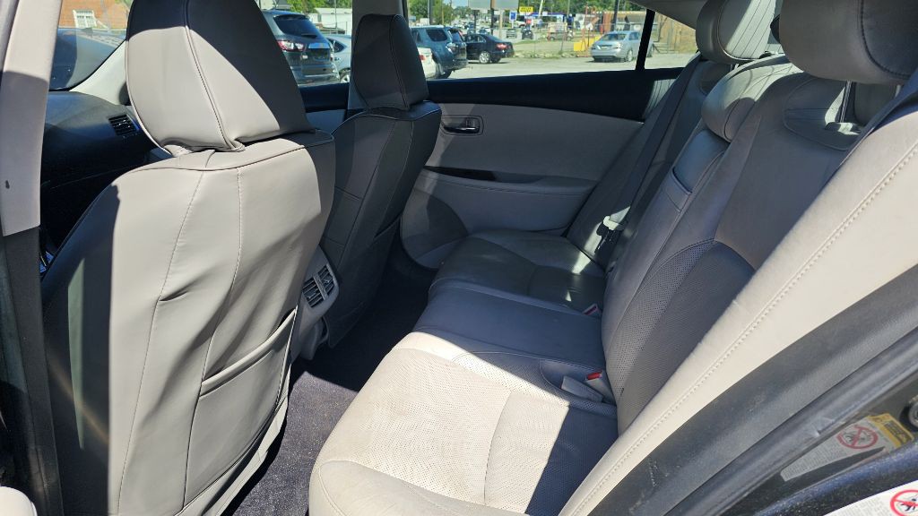 2010 Lexus ES Image 3