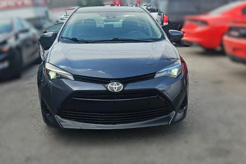 2018 Toyota Corolla Image 2