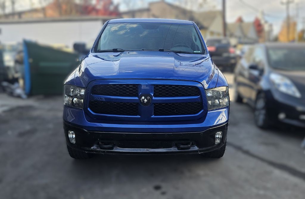 2016 RAM 1500 Image 2
